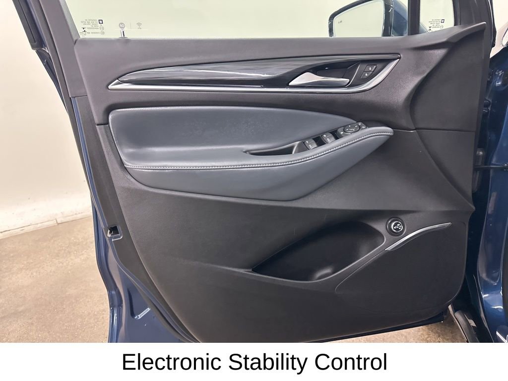 Certified 2023 Buick Enclave Essence image 33