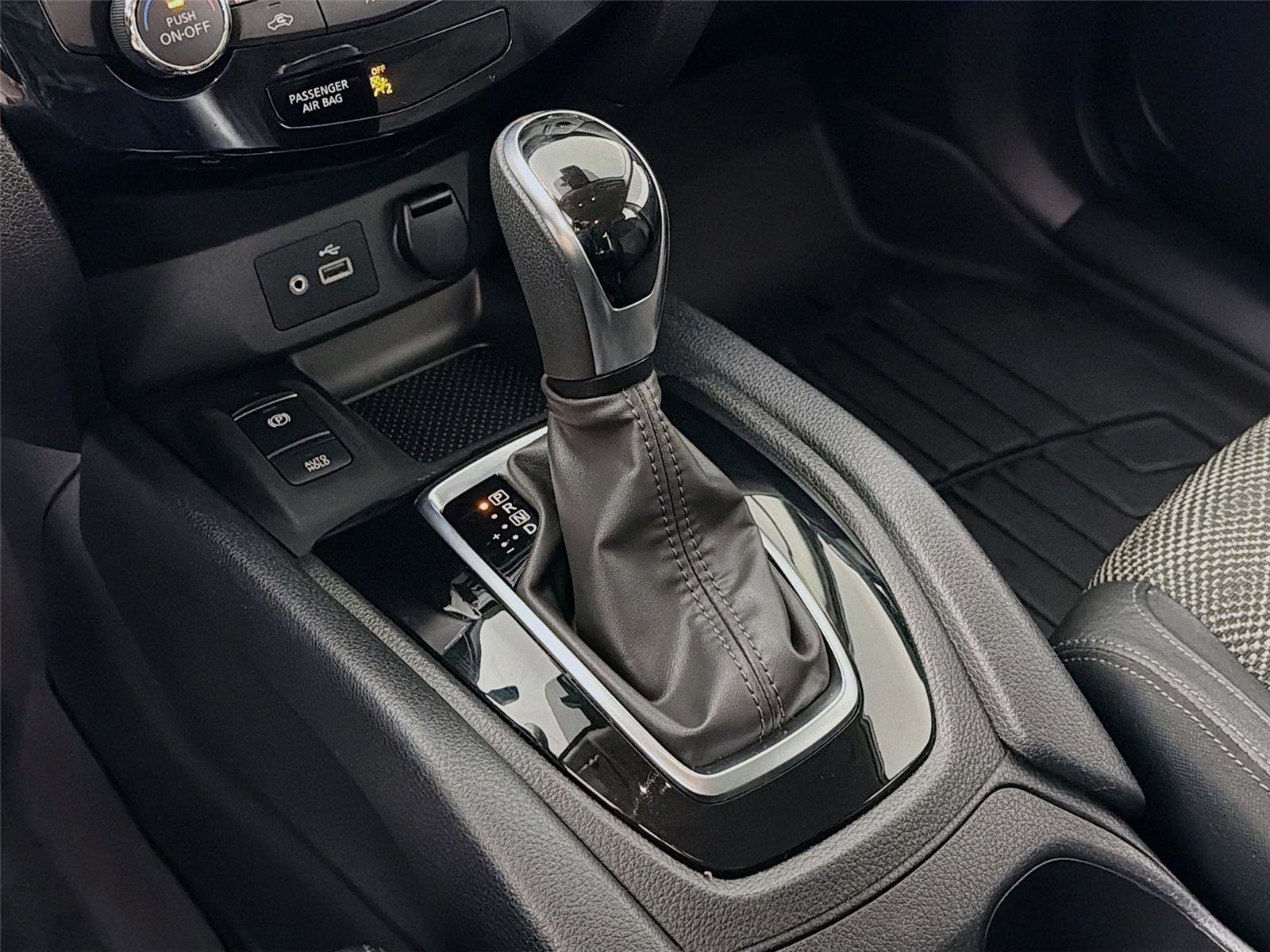 Used 2022 Nissan Rogue Sport SV w/ Technology Package image 20