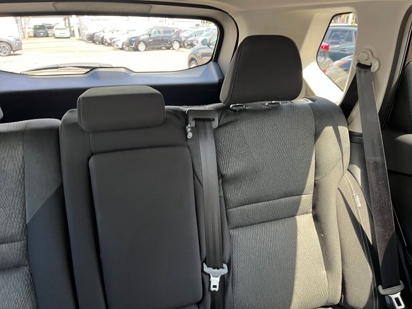 Used 2025 Nissan Rogue SV FWD image 39