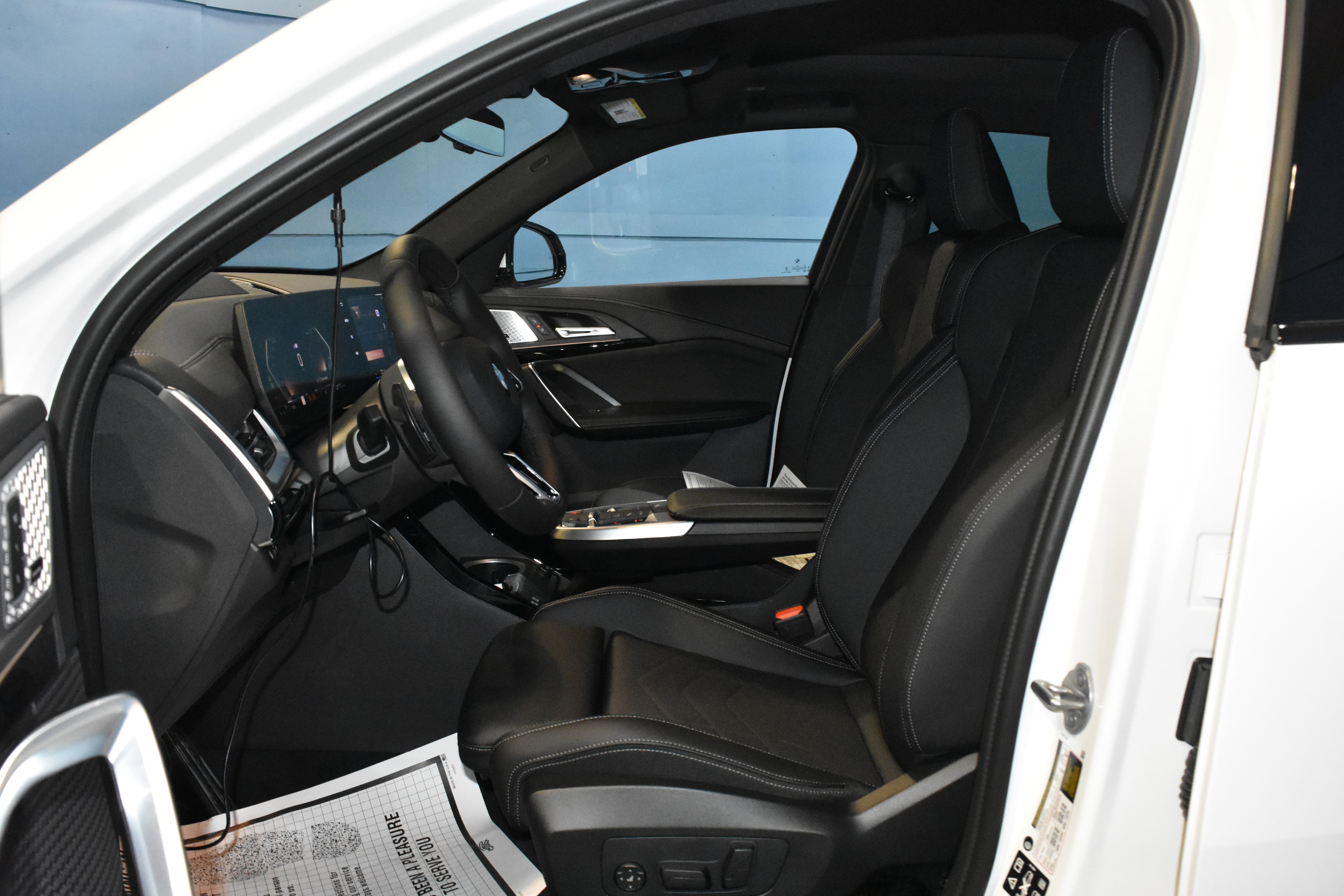 New 2025 BMW X2 xDrive28i w/ Technology Package image 7