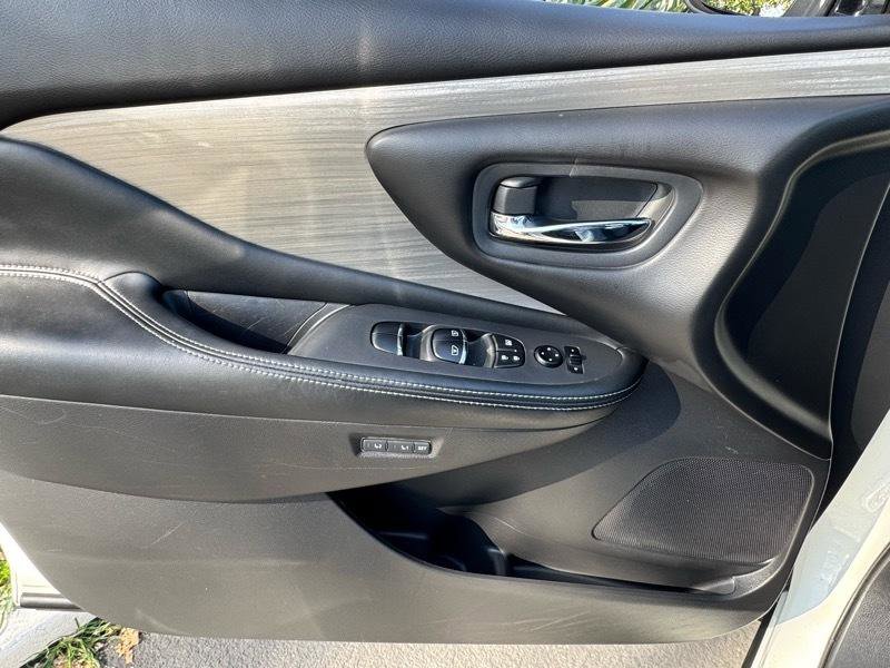 Used 2017 Nissan Murano SL w/ SL Technology Package image 19
