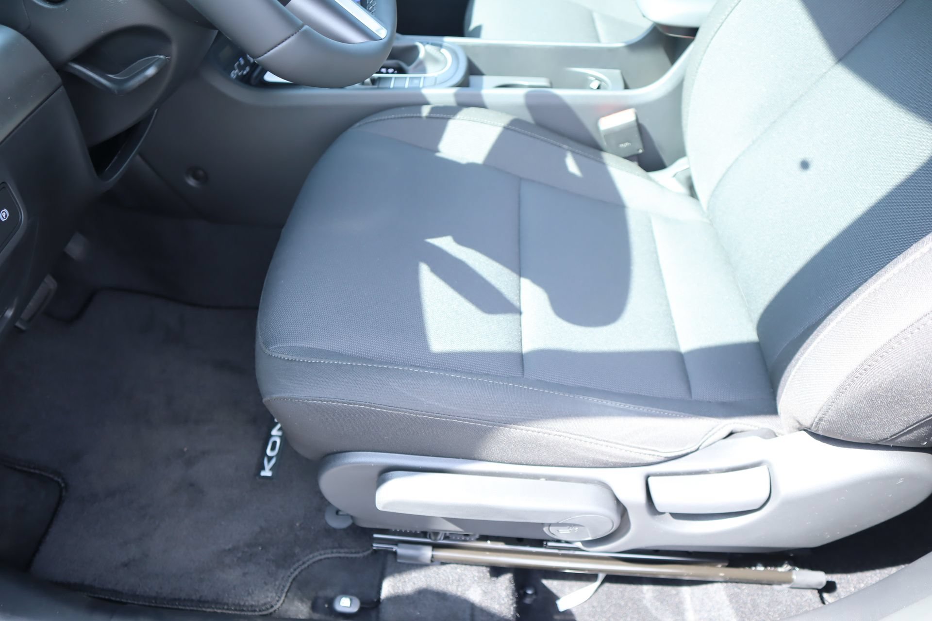 New 2026 Hyundai Kona SEL Sport FWD image 11