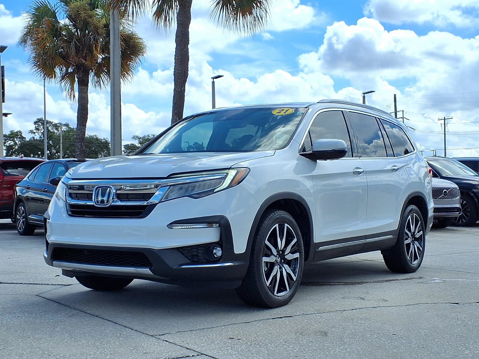 Used 2021 Honda Pilot Touring image 3