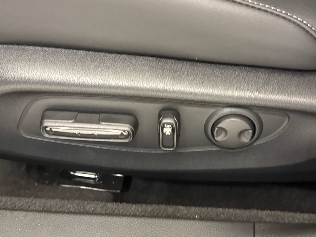 Used 2025 Honda Accord Sport image 21
