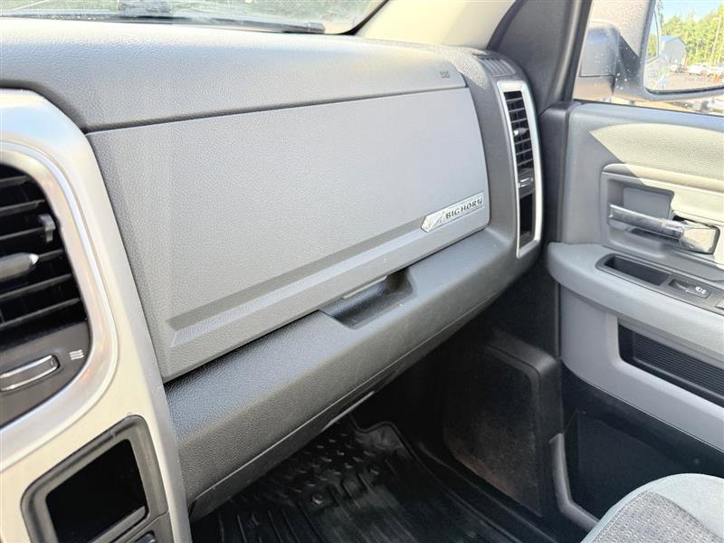 Used 2018 RAM 1500 Big Horn image 32