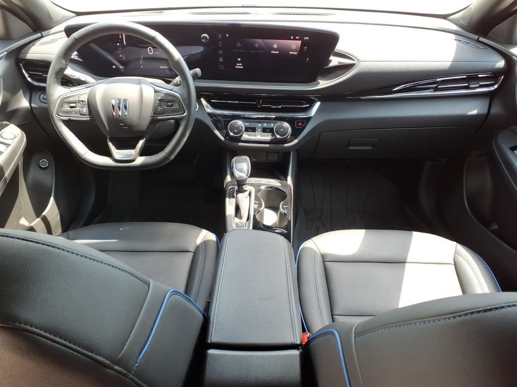 Used 2025 Buick Envista Sport Touring w/ Convenience I Package FWD image 24