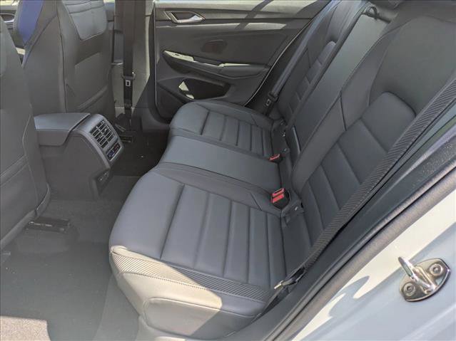 Used 2024 Volkswagen Golf R image 21