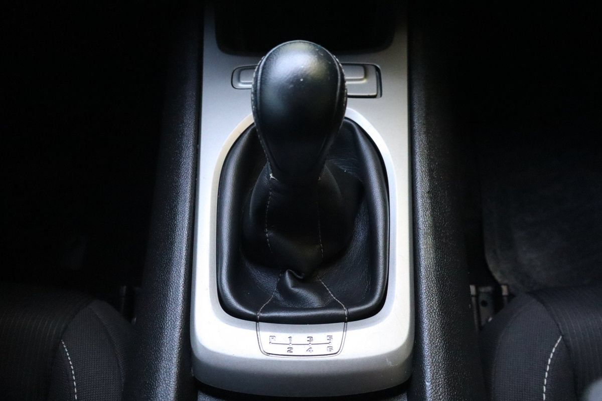 Used 2014 Chevrolet Camaro LT RWD image 32