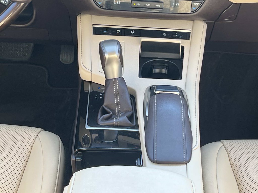 Used 2016 Lexus ES 350 w/ Navigation System Package FWD image 17