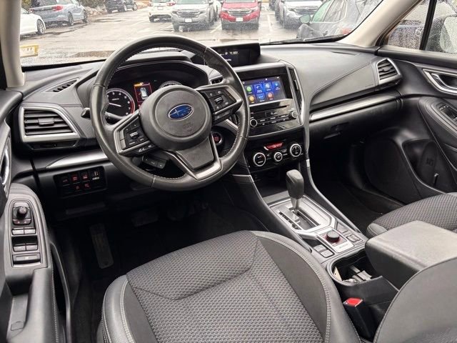 Used 2023 Subaru Forester Premium image 18