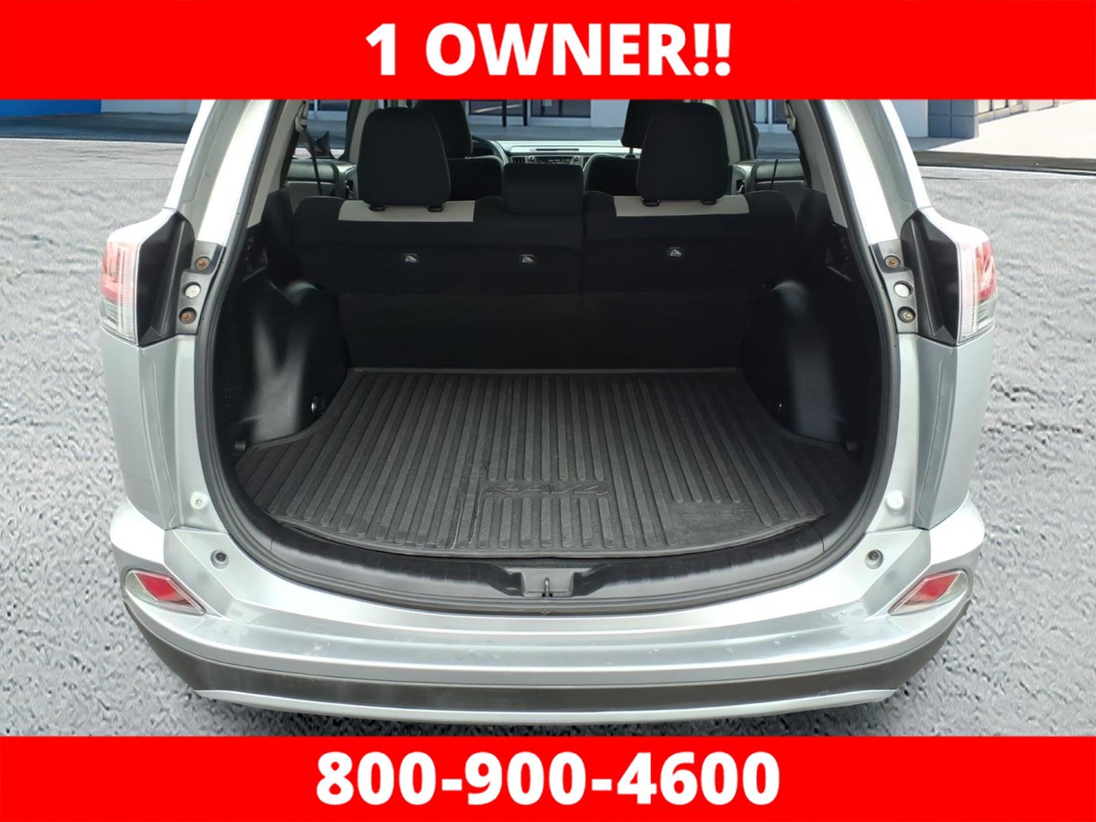 Used 2018 Toyota RAV4 XLE image 5