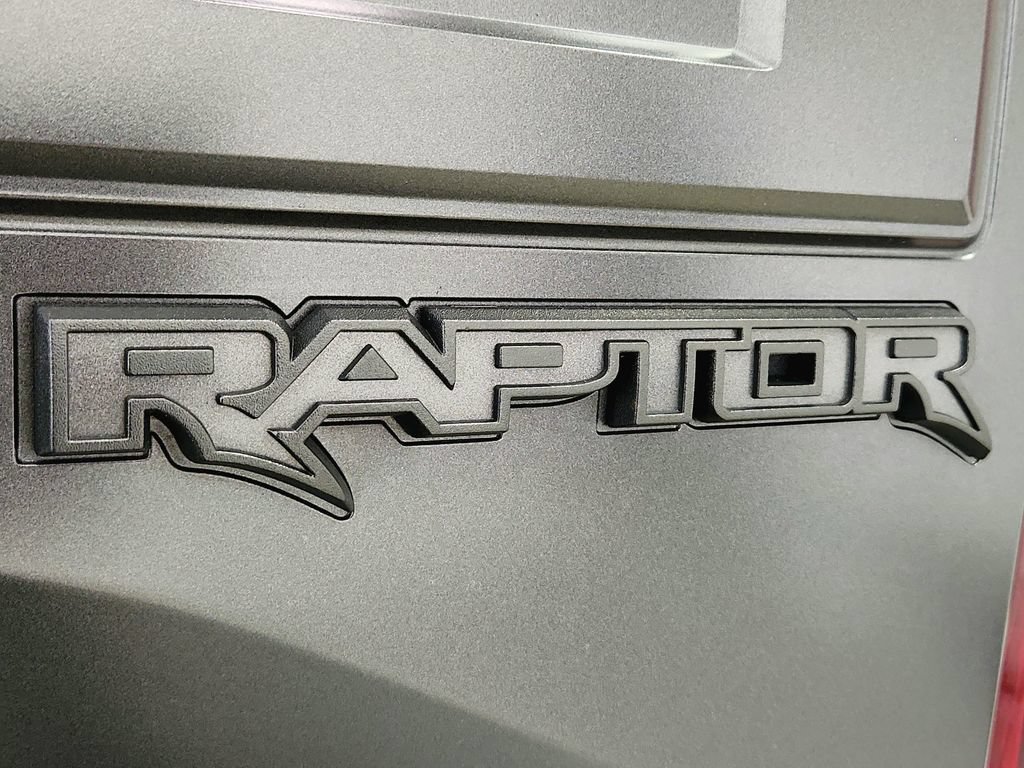 Used 2017 Ford F150 Raptor w/ Equipment Group 802A Luxury AWD/4WD image 38