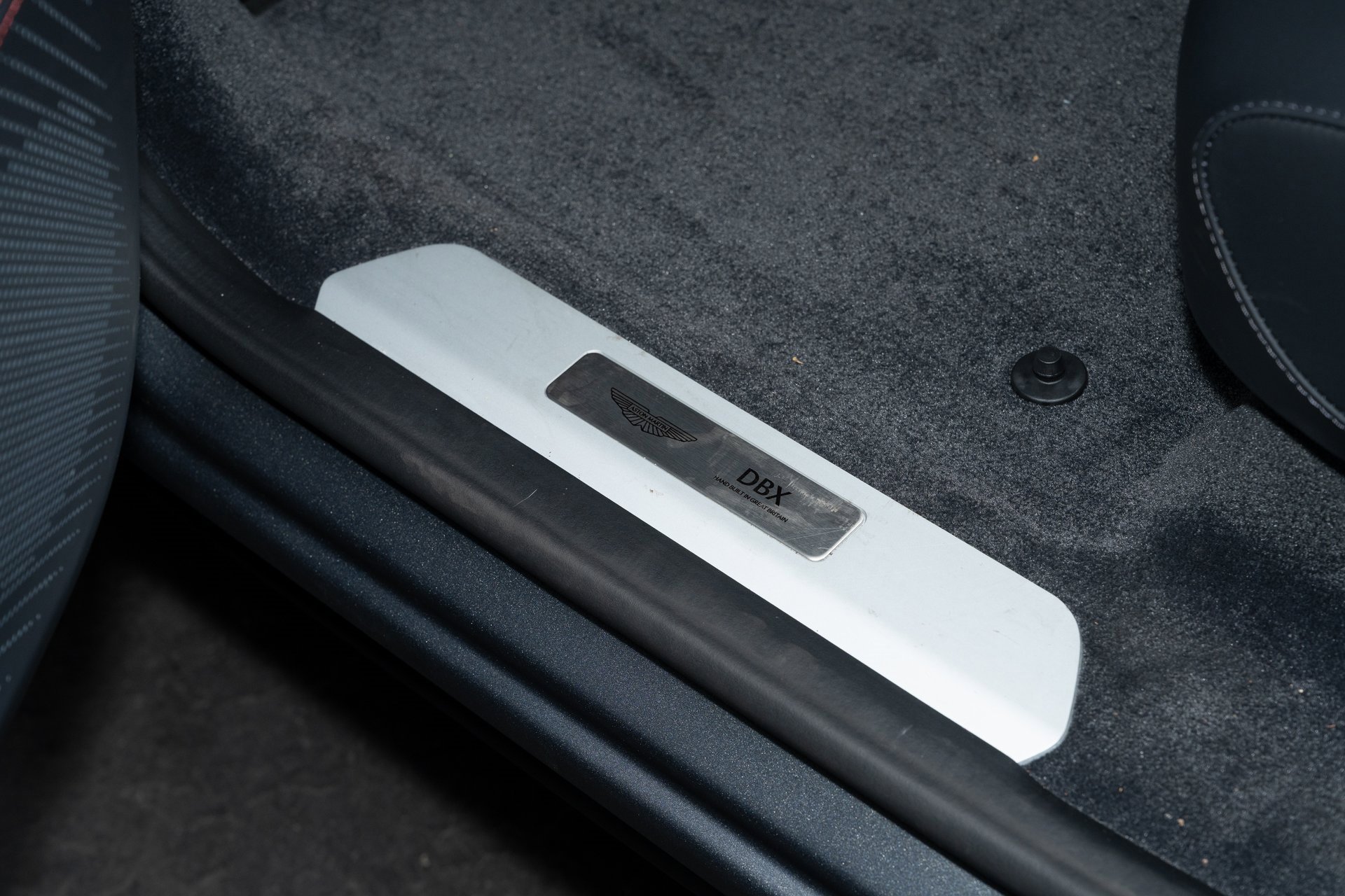 Used 2025 Aston Martin DBX 707 image 18