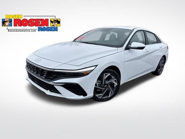 Certified 2025 Hyundai Elantra Limited image 1