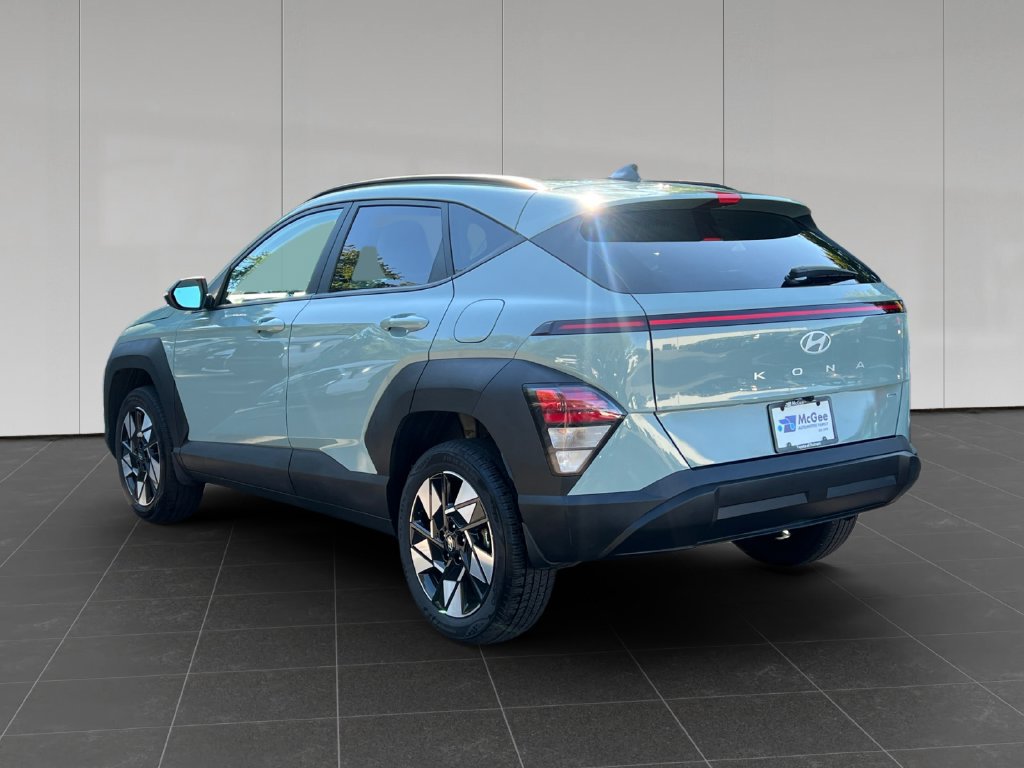 Used 2025 Hyundai Kona SEL AWD/4WD image 3