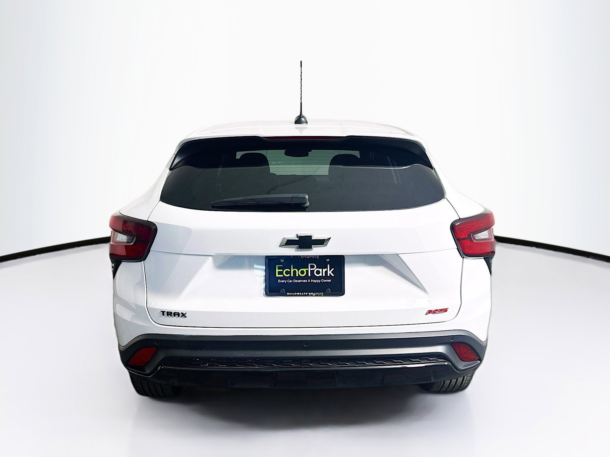 Used 2025 Chevrolet Trax RS w/ Driver Confidence Package image 7