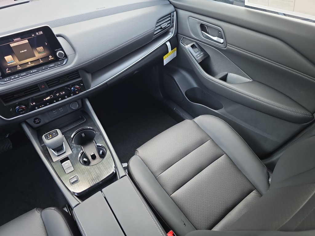 New 2026 Nissan Rogue Dark Armor FWD image 20