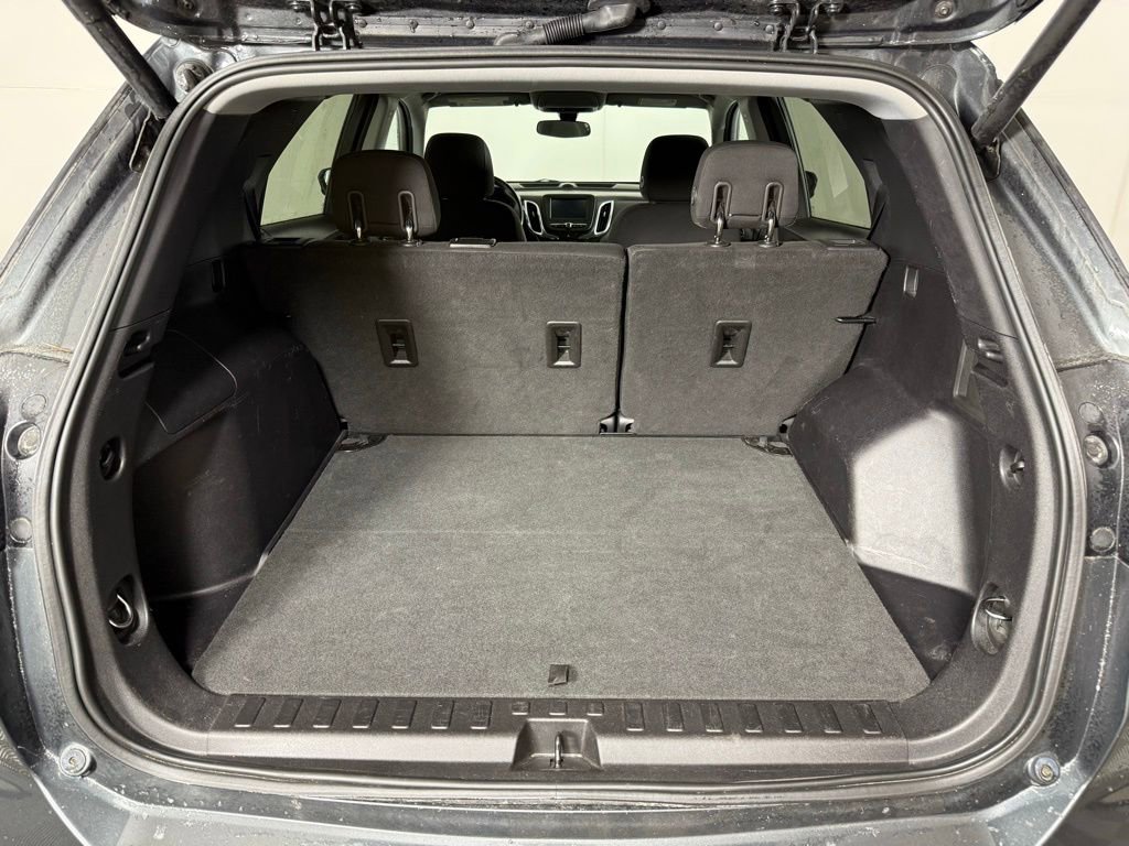 Used 2018 Chevrolet Equinox LT image 11