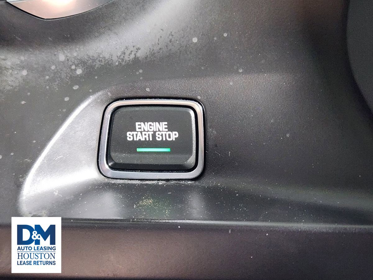 Used 2020 Chevrolet Camaro LT image 28