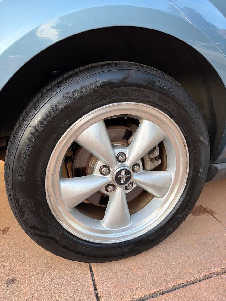 Used 2007 Ford Mustang Premium RWD image 28