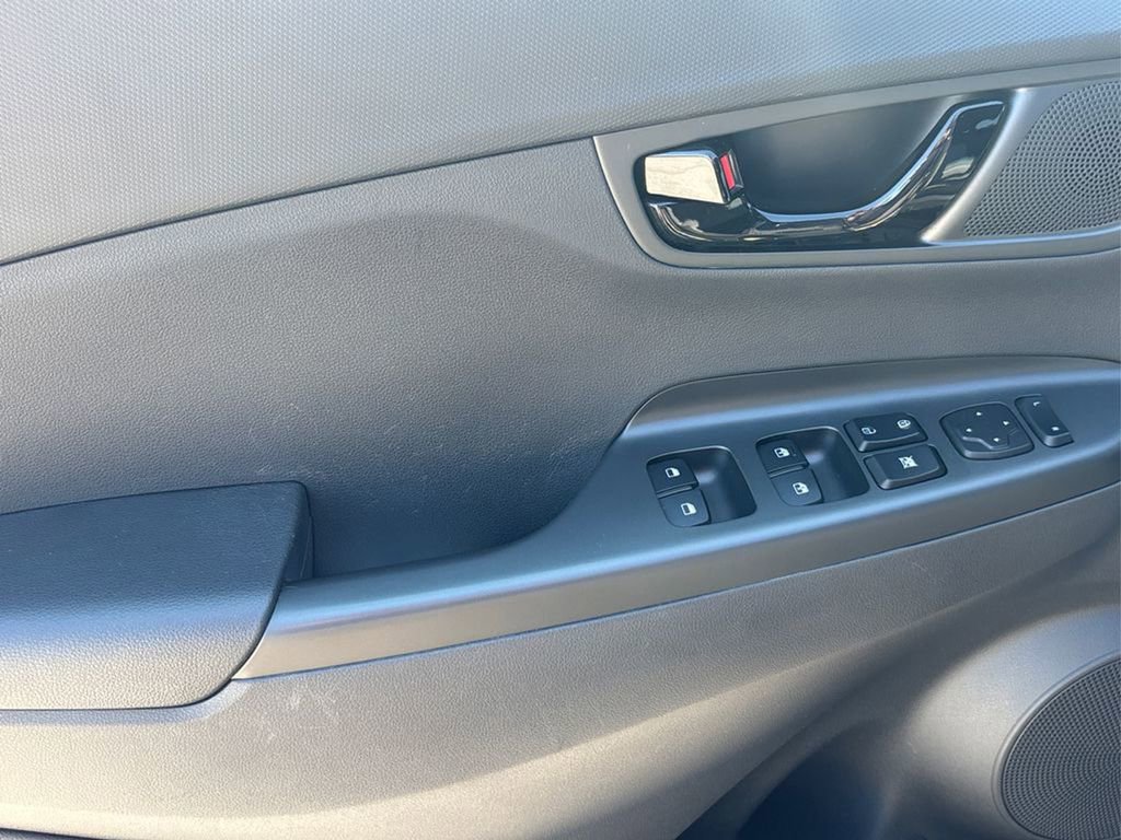 Used 2021 Hyundai Kona Night w/ Cargo Package image 23