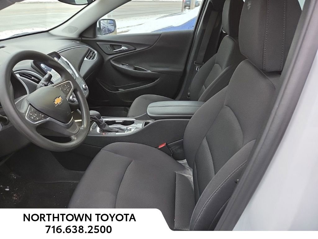 Used 2023 Chevrolet Malibu LT image 13