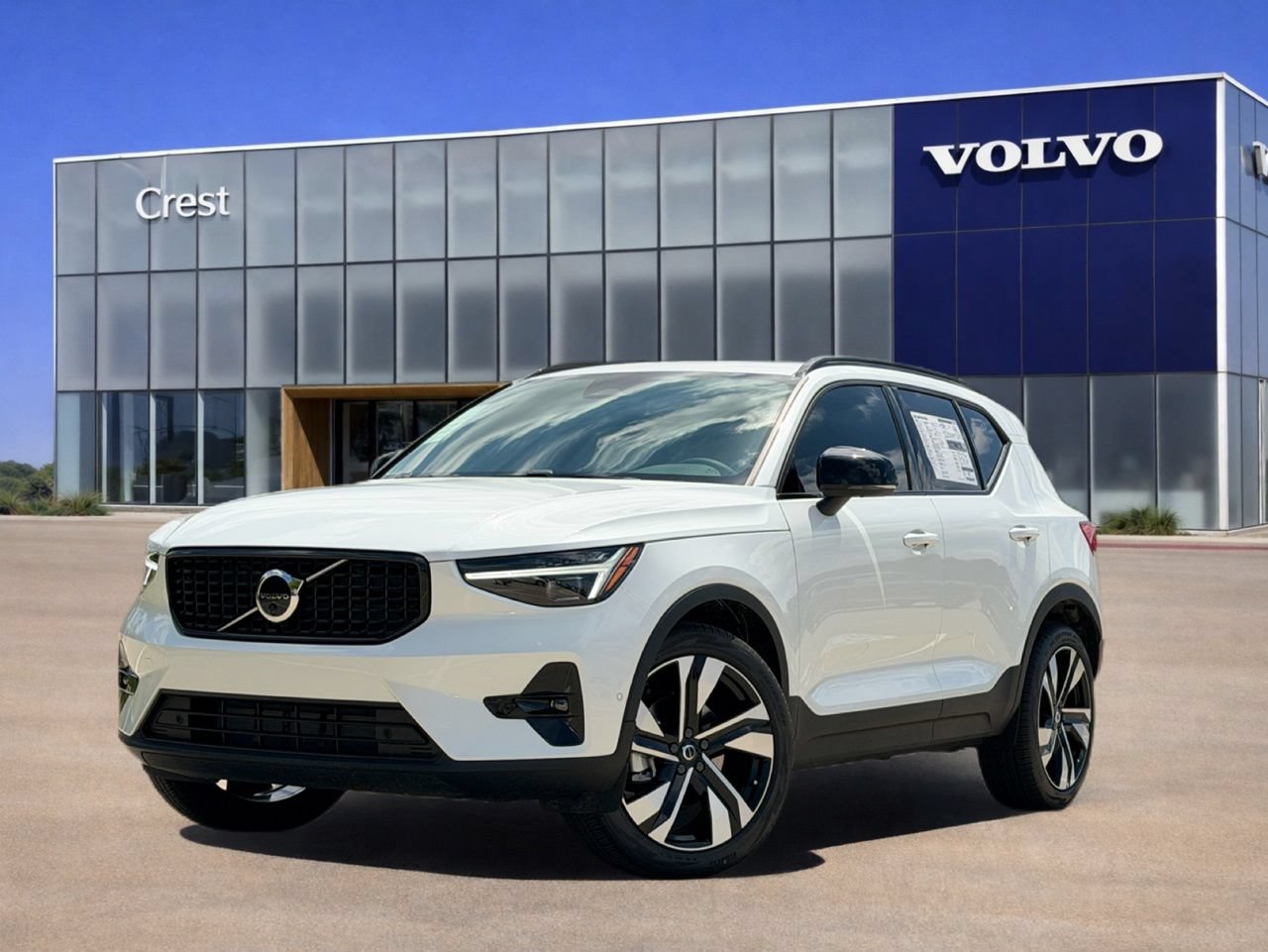 New 2026 Volvo XC40 B5 Plus w/ Climate Package