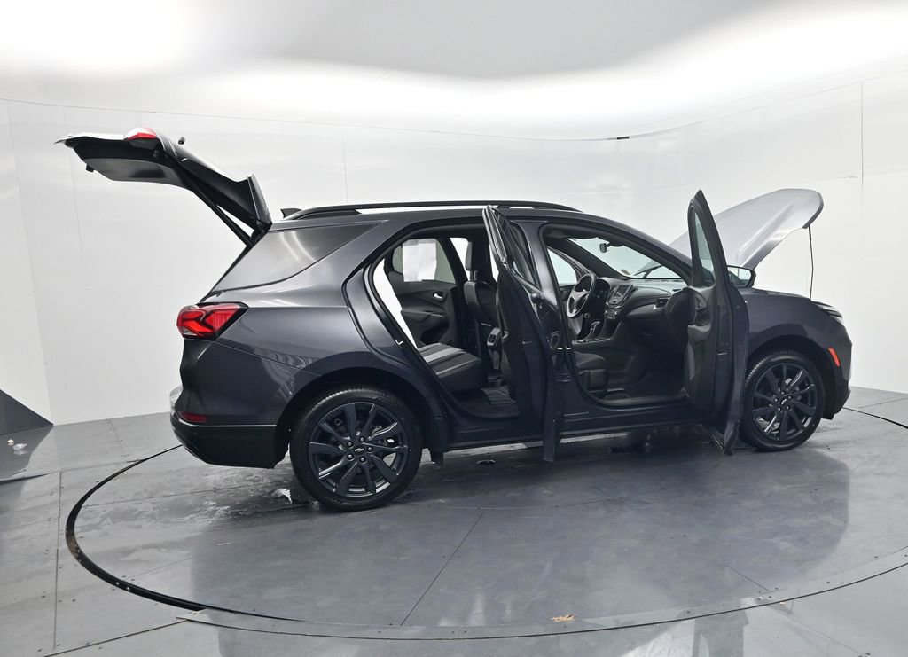 Used 2023 Chevrolet Equinox RS image 56