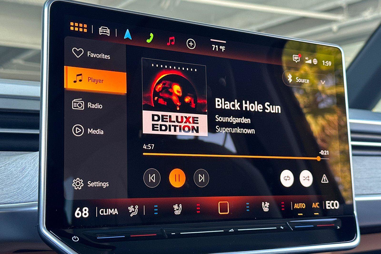 New 2025 Volkswagen ID. Buzz Pro S Plus image 17