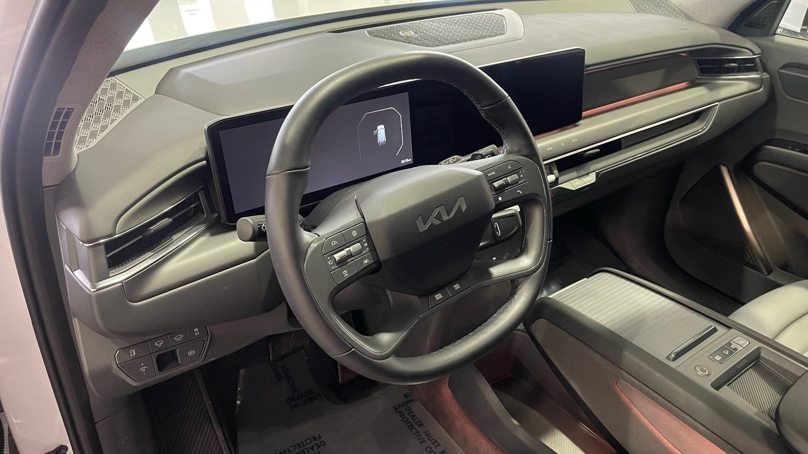 Used 2025 Kia EV9 Land w/ Towing Package image 27