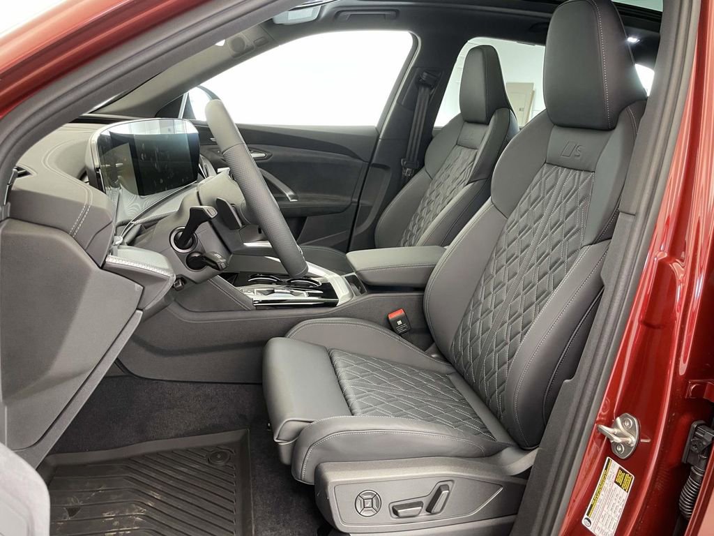 New 2025 Audi SQ5 Prestige image 5