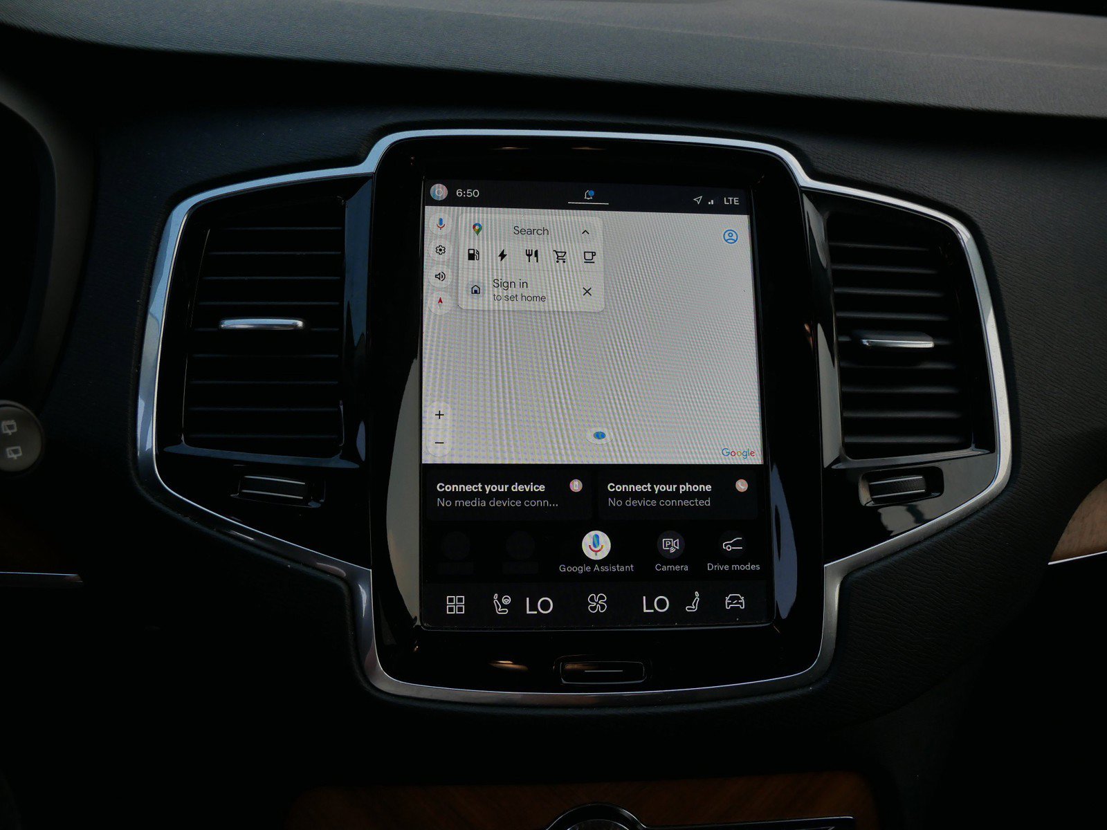 Certified 2025 Volvo XC90 T8 Plus w/ Protection Package Premier AWD/4WD image 22