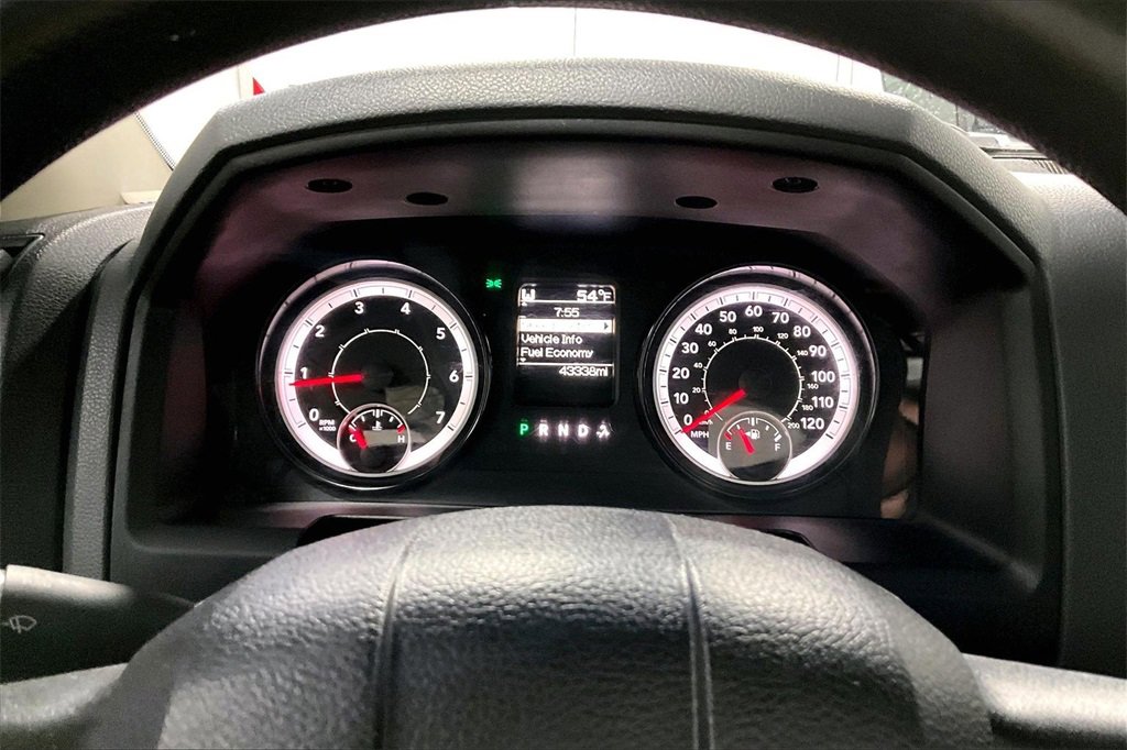 Used 2017 RAM 1500 Classic SLT image 13