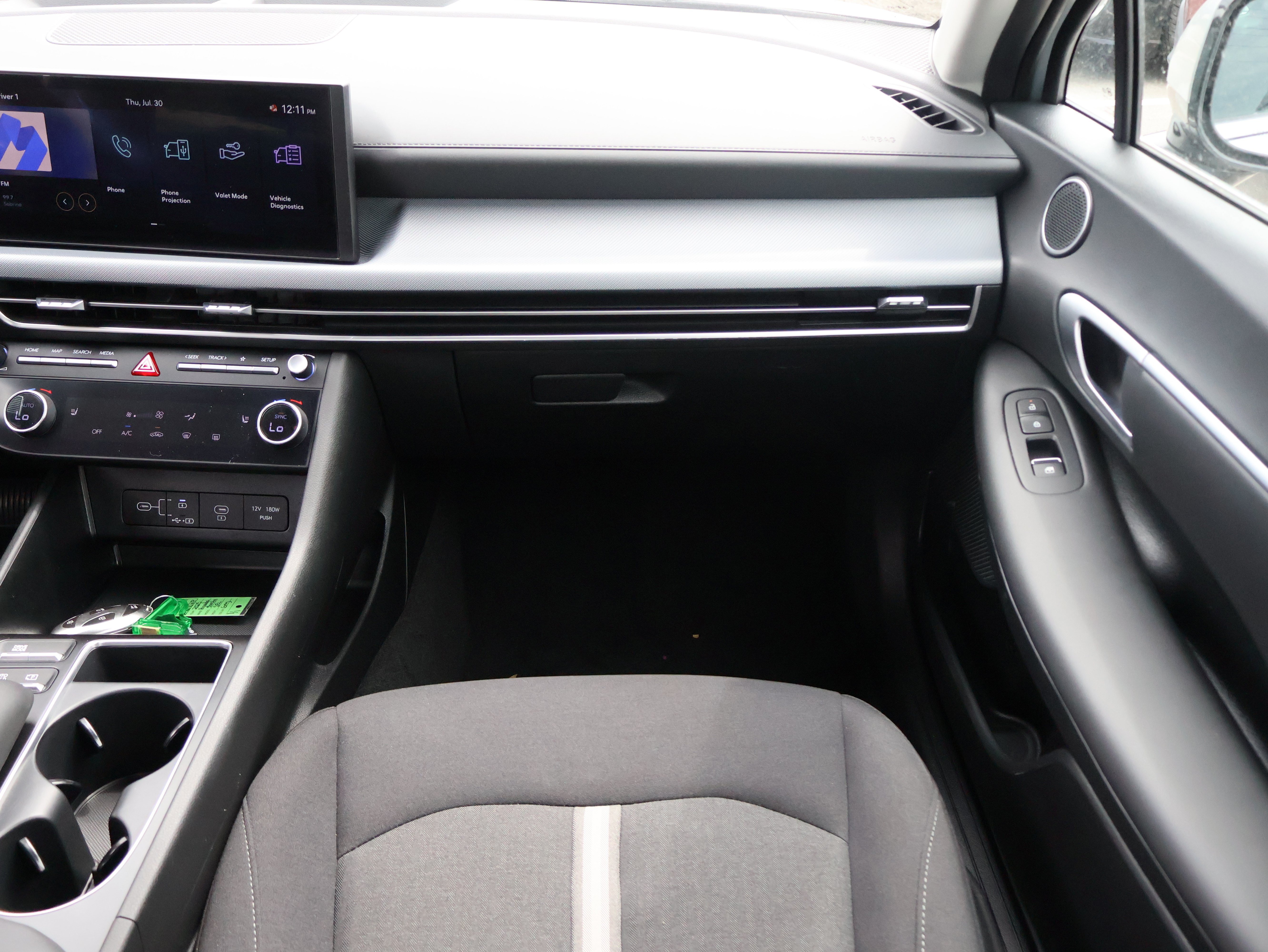 Used 2025 Hyundai Sonata SEL FWD image 13
