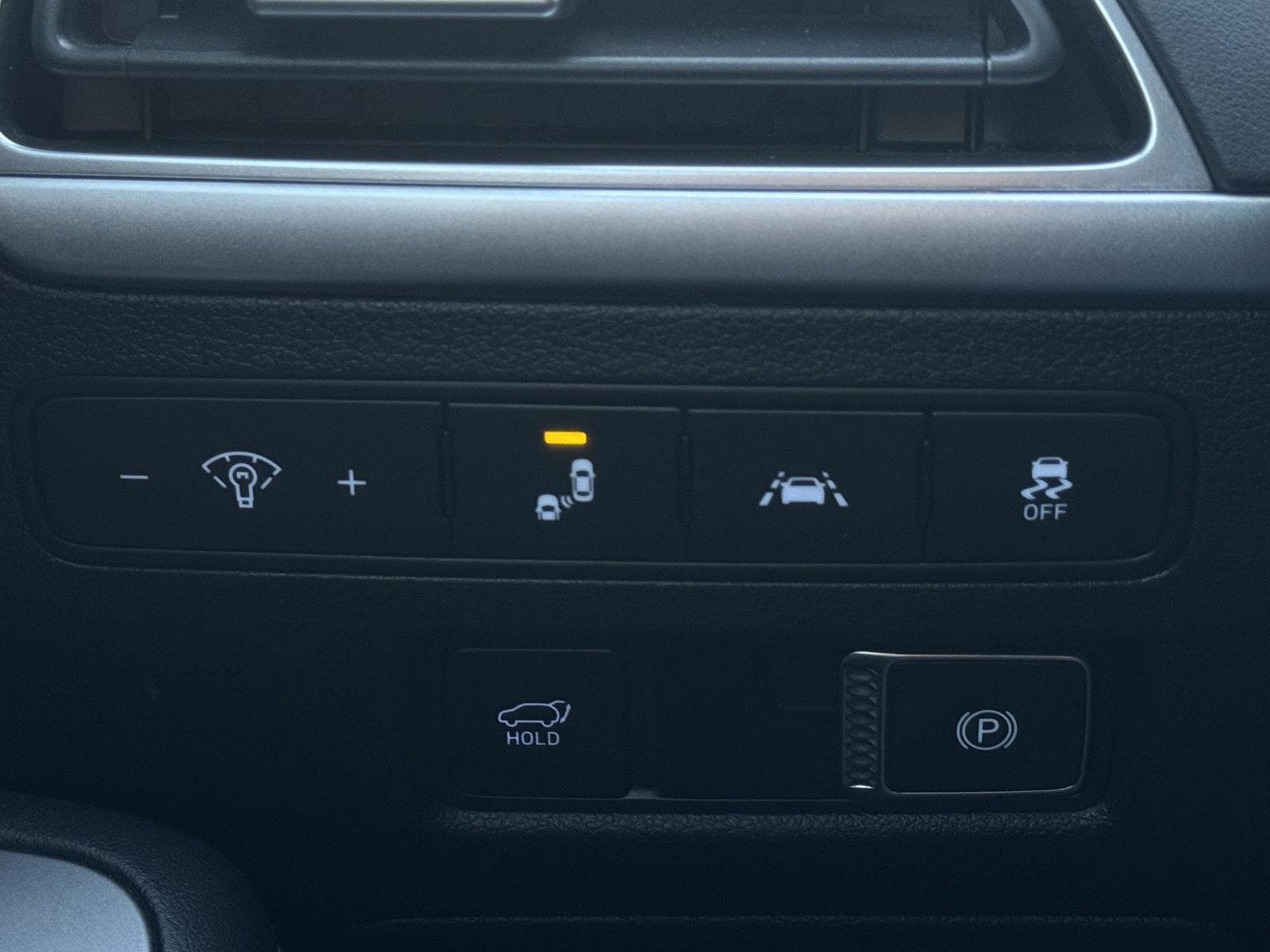 Used 2022 Hyundai Palisade SEL w/ 8P Bench Seat Package image 26