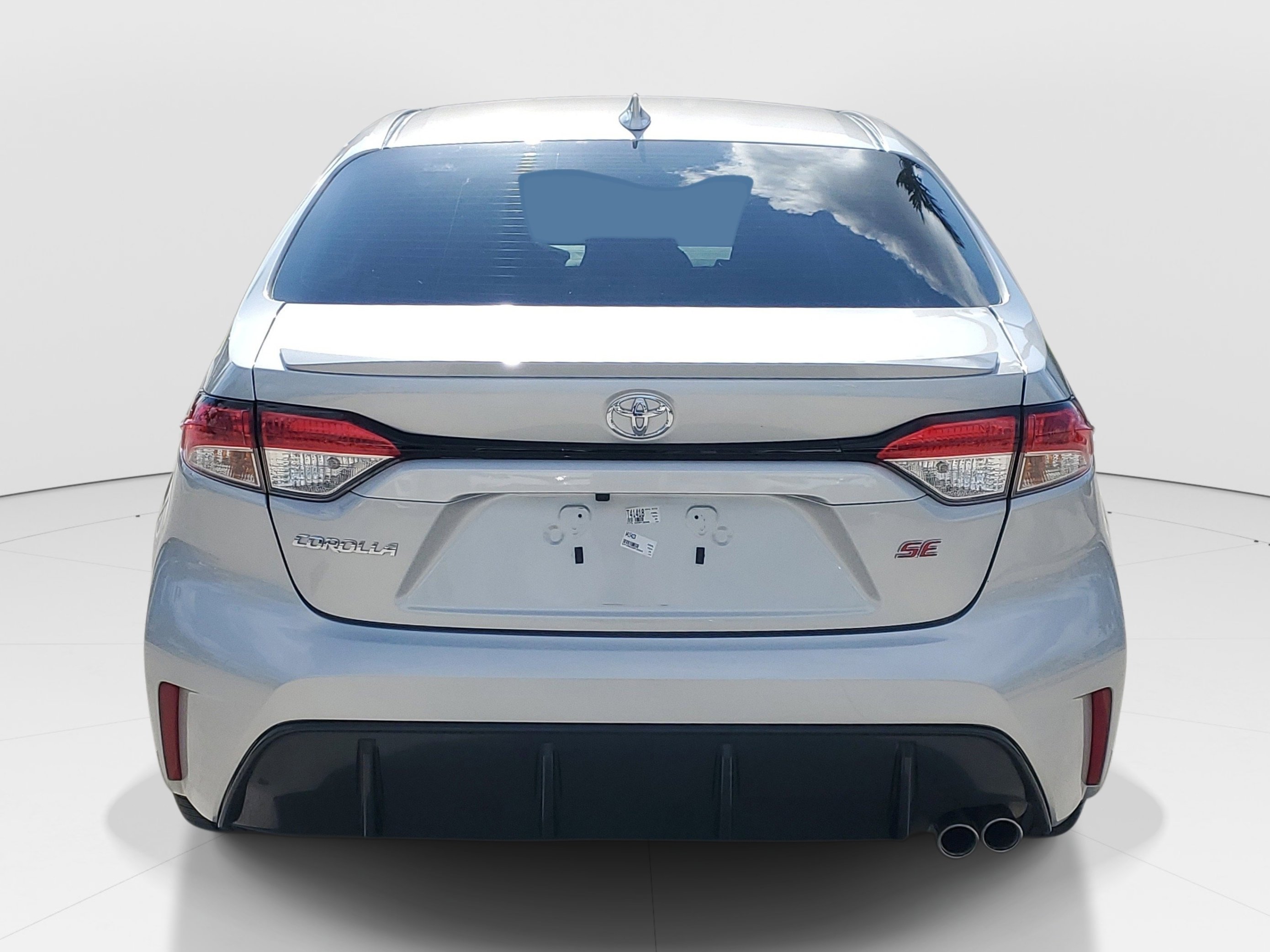 Certified 2024 Toyota Corolla SE FWD image 4