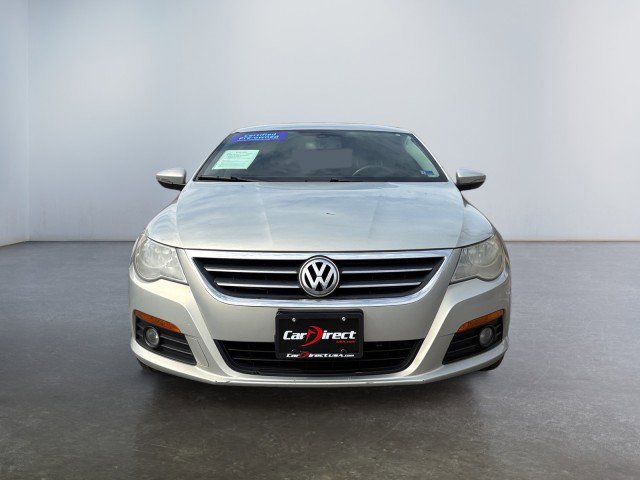 Used 2010 Volkswagen Passat Sport image 7