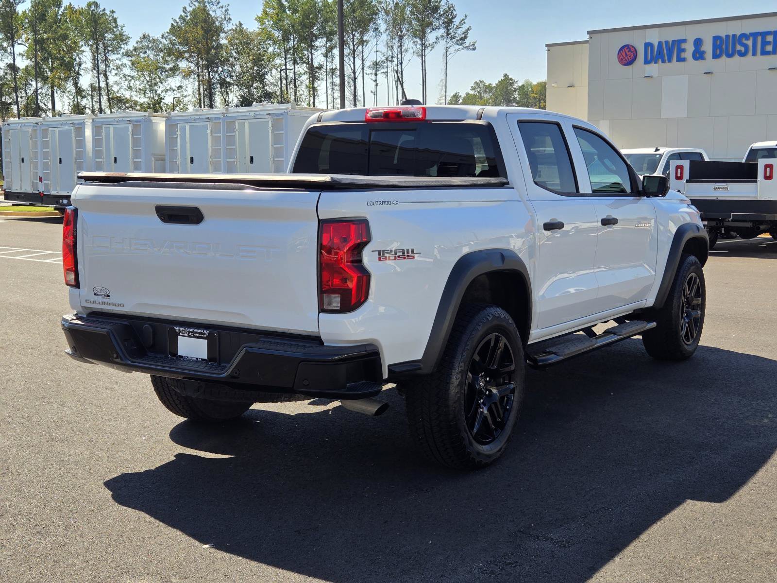 Used 2023 Chevrolet Colorado Trail Boss w/ Technology Package AWD/4WD image 10