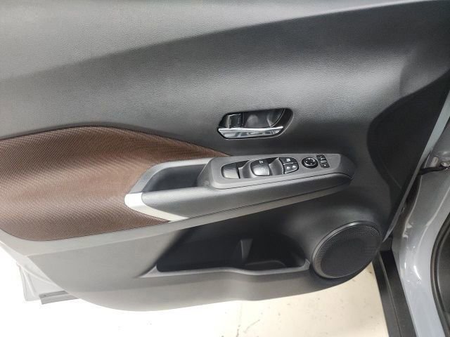Used 2024 Nissan Kicks SR FWD image 20
