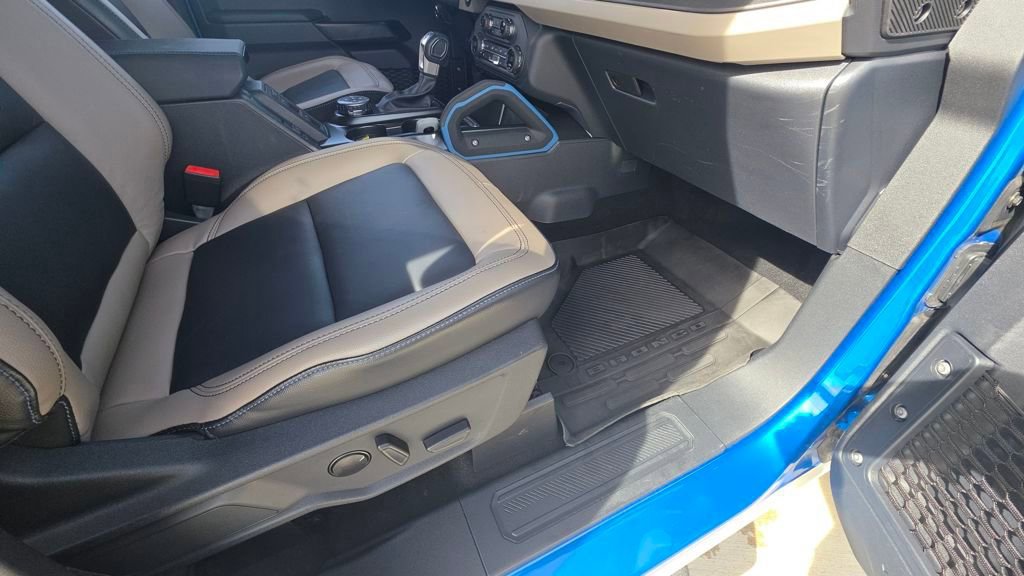 Used 2024 Ford Bronco Wildtrak image 13