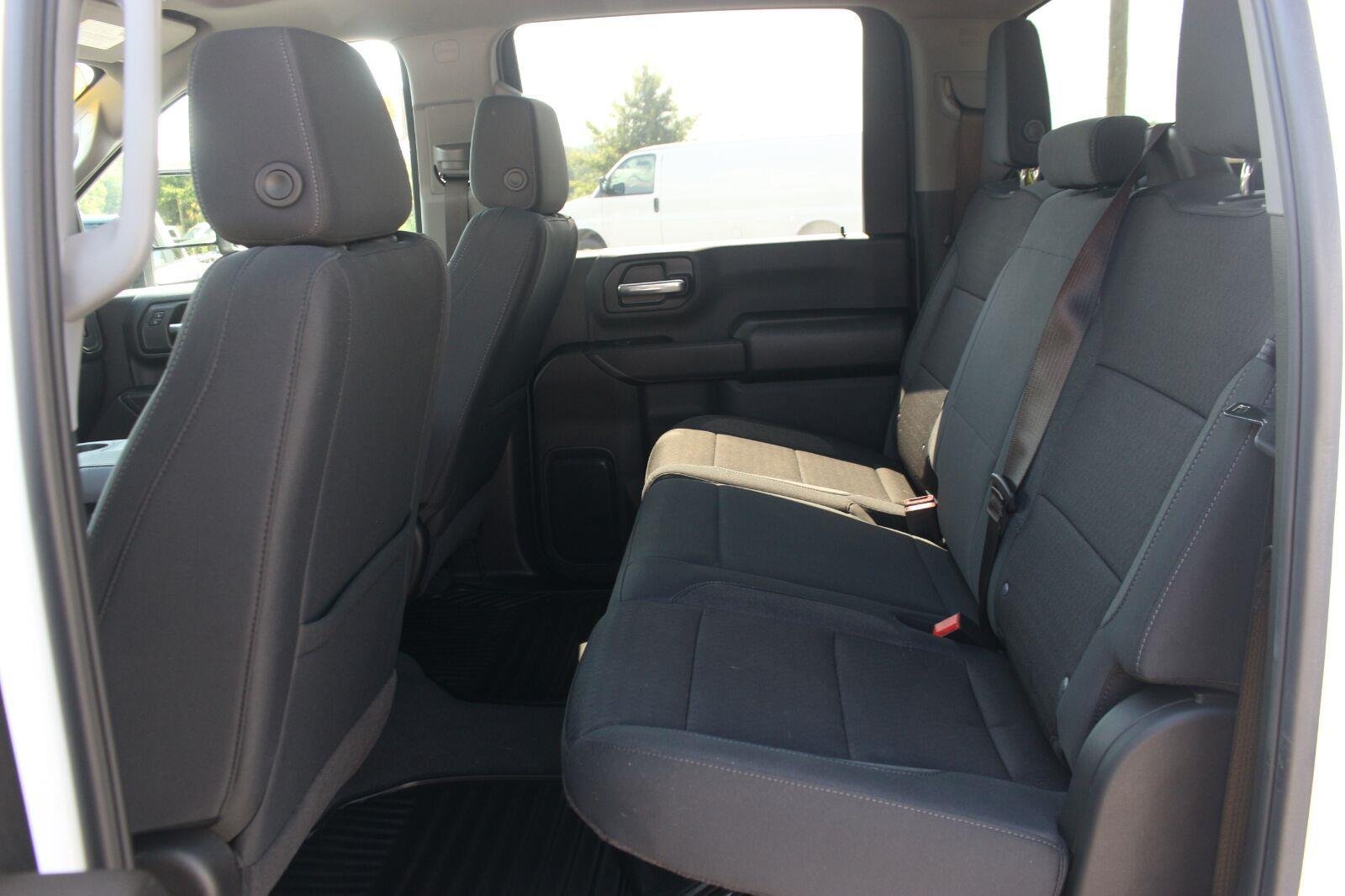 Used 2026 Chevrolet Silverado 2500 Custom w/ Custom Value Package AWD/4WD image 34