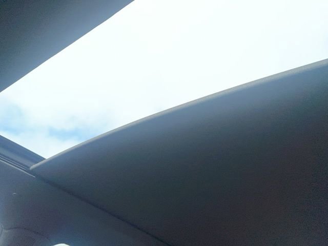 Used 2023 Cadillac XT5 Sportv w/ Technology Package image 12