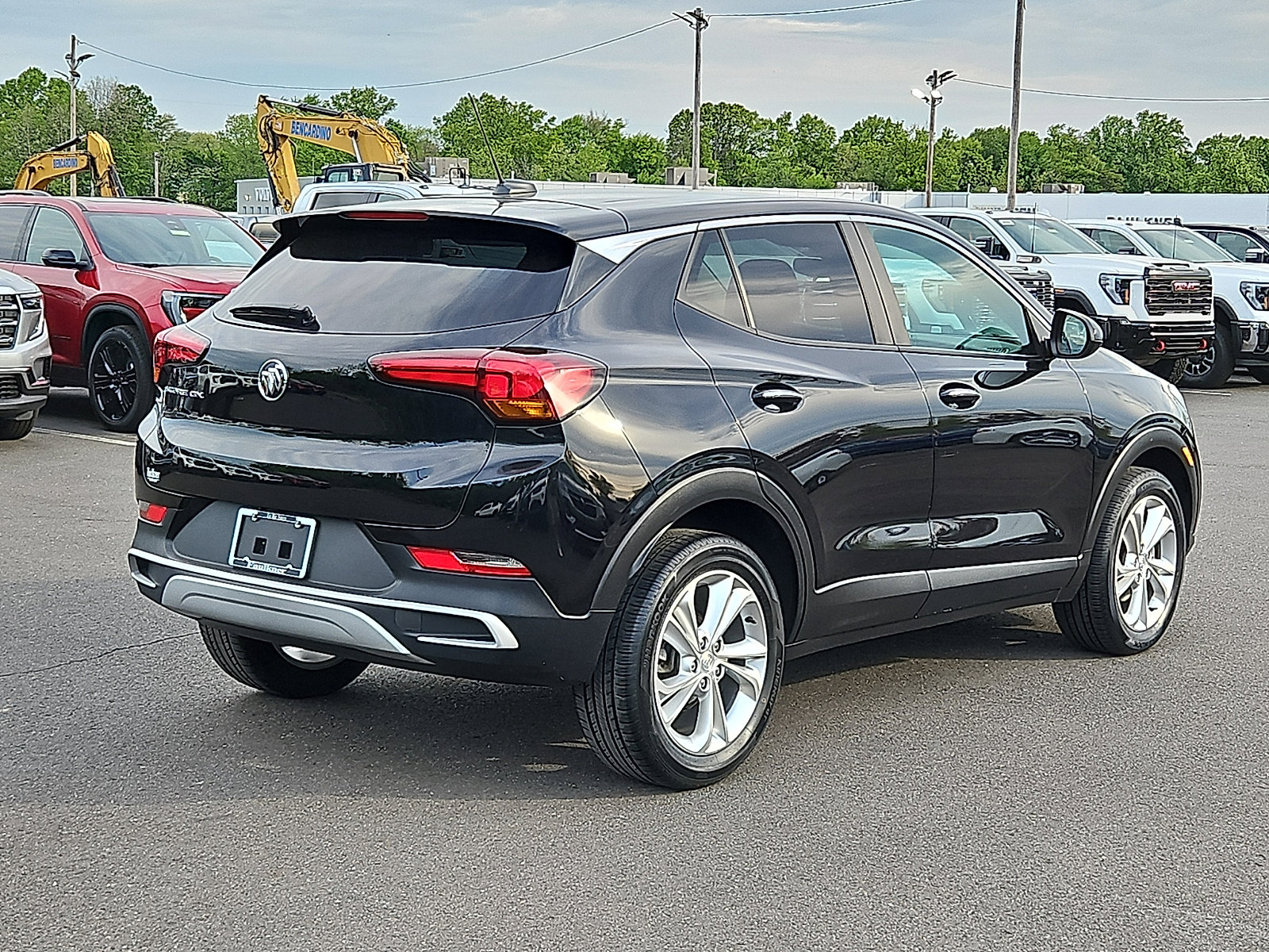 Certified 2023 Buick Encore GX Preferred w/ Cold Weather Comfort Package FWD image 6