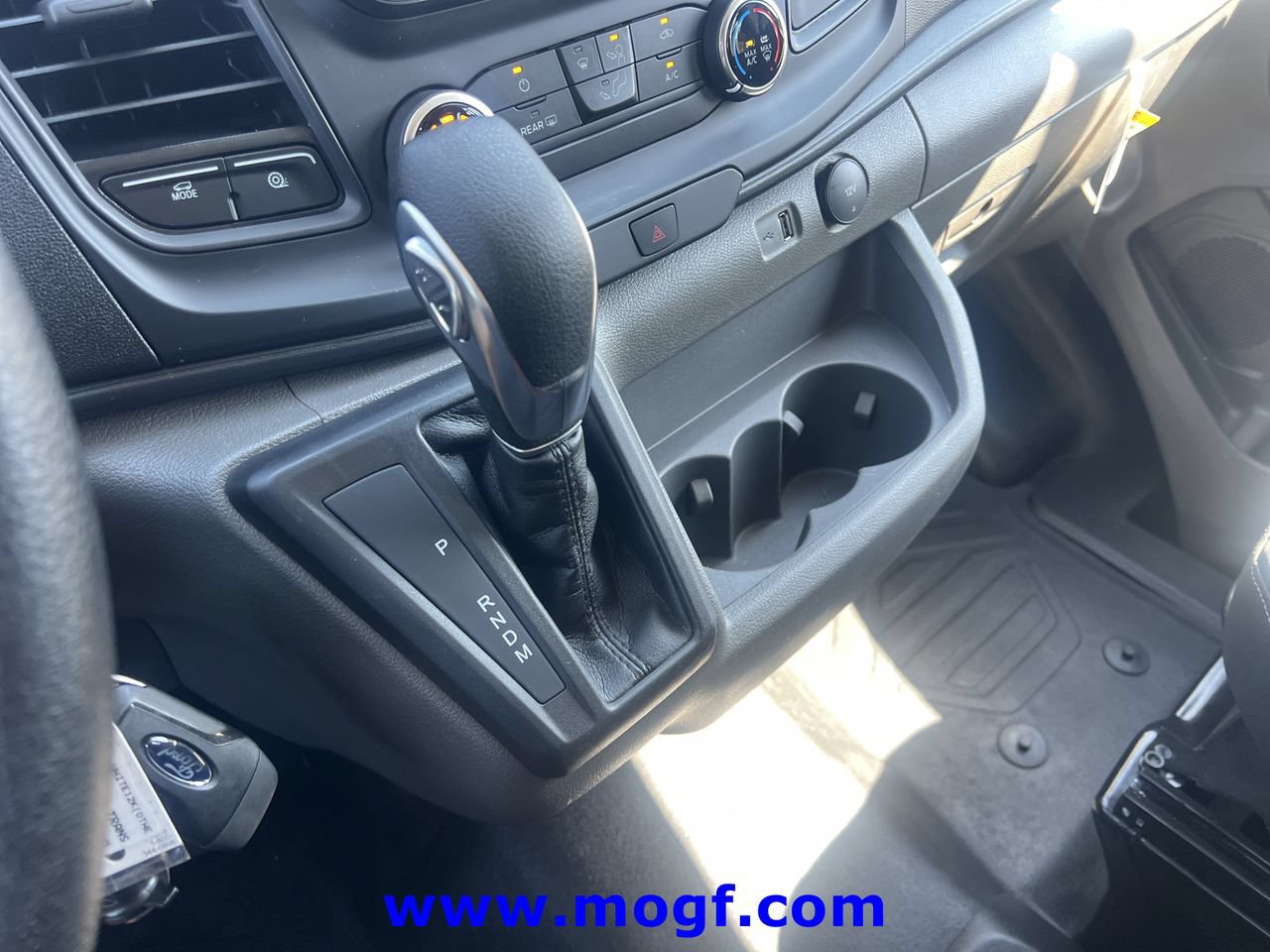 Used 2025 Ford Transit 250 Low Roof w/ Exterior Upgrade Package RWD image 10