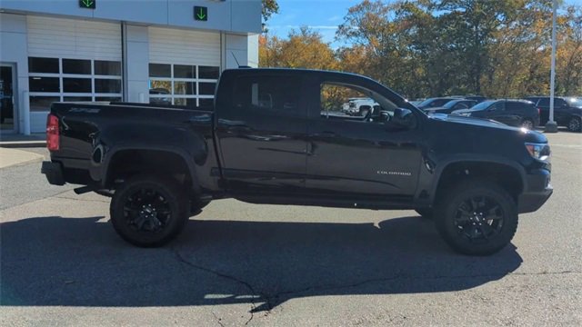 Certified 2022 Chevrolet Colorado ZR2 w/ ZR2 Midnight Special Edition image 9