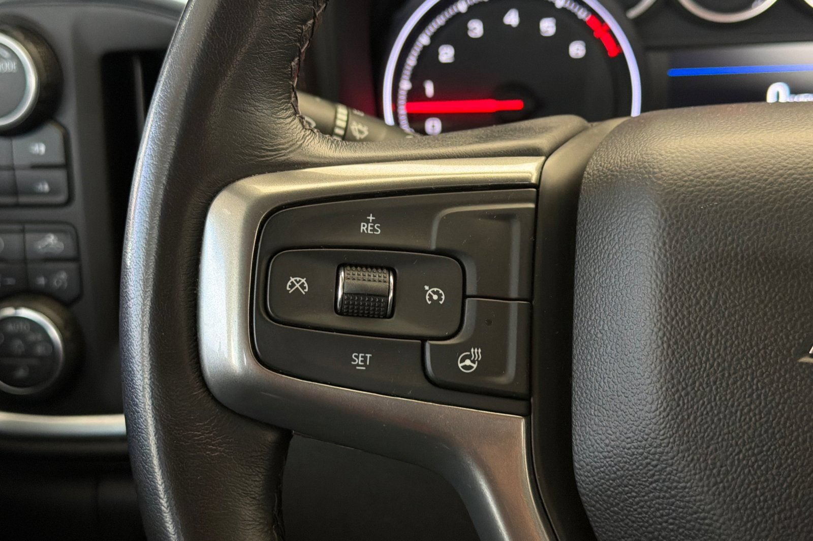 Used 2022 Chevrolet Silverado 1500 LT Trail Boss w/ Safety Package AWD/4WD image 26