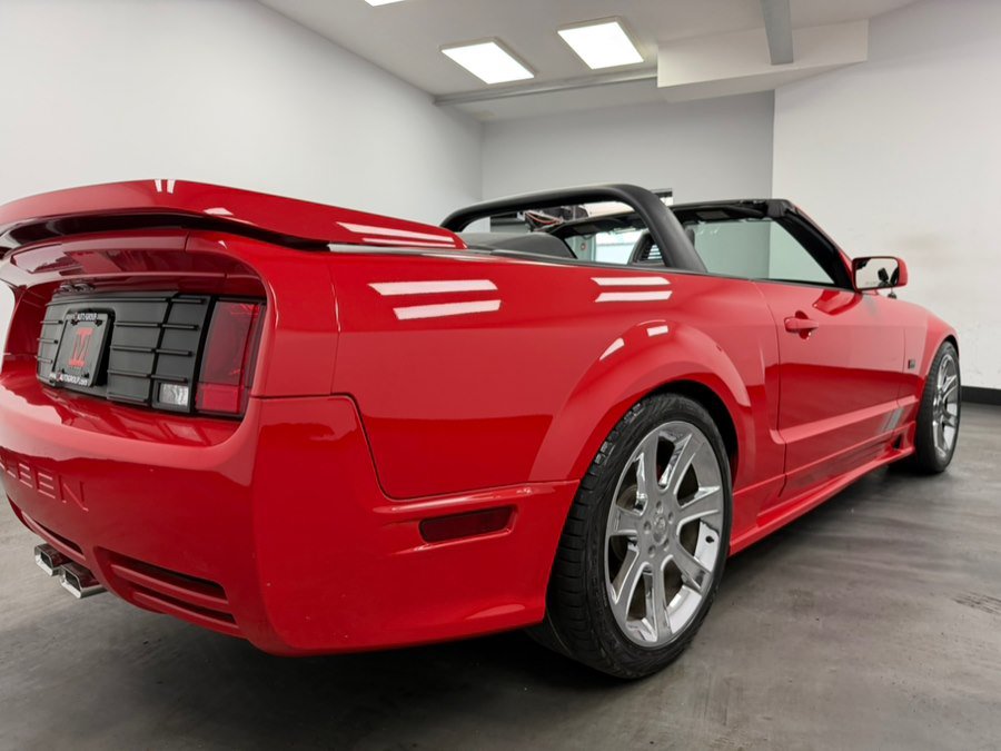 Used 2005 Ford Mustang GT Premium RWD image 39
