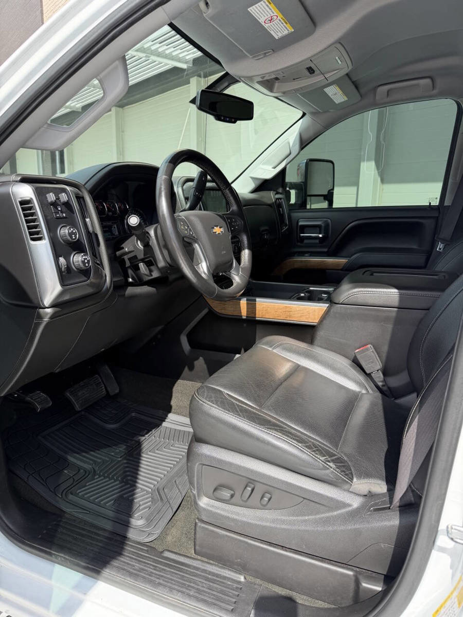 Used 2016 Chevrolet Silverado 3500 LTZ w/ Duramax Plus Package AWD/4WD image 10