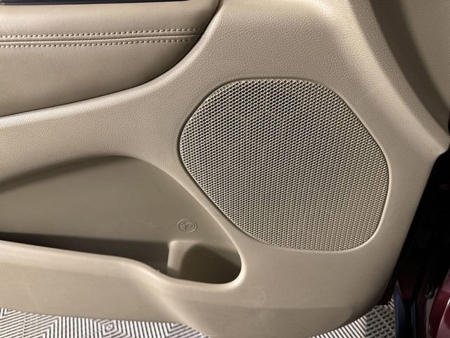 Used 2017 Jeep Grand Cherokee Laredo w/ Quick Order Package 2BE image 24