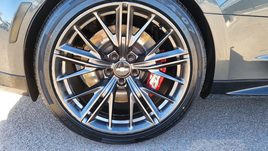 Used 2017 Chevrolet Camaro ZL1 image 13